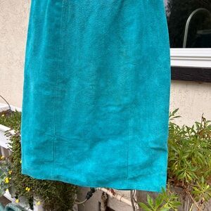 Vintage Suede Pencil Skirt size 3/2 Teal Lined 80s Outerwear by Phoenix NOS NWT